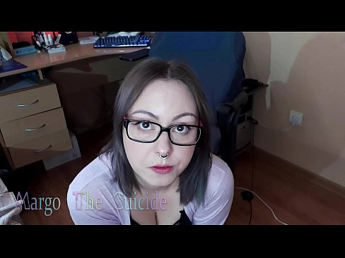 ❤️ Sexy meisje met bril zuigt Dildo diep op camera Porno at nl.hentai-for.ru ❤