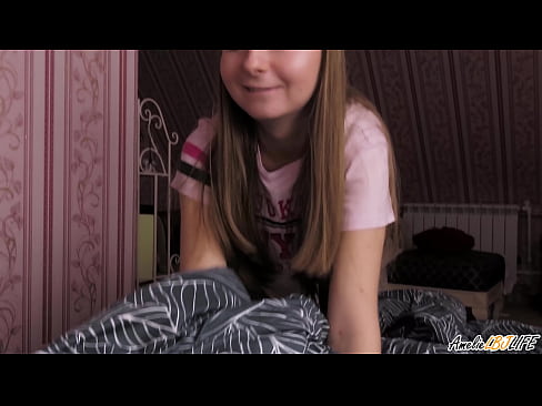 ❤️ Blondie zuigt haar BFF's diep en krijgt Cum in haar mond Porno at nl.hentai-for.ru ❤
